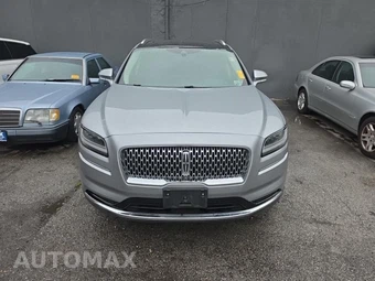 2022 Lincoln Nautilus Reserve – miniatura 2