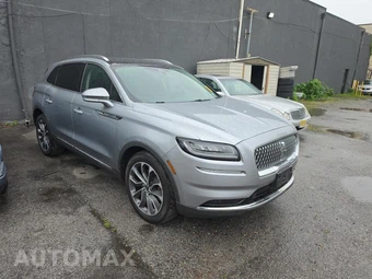 2022 Lincoln Nautilus Reserve – miniatura 3