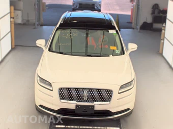 2022 Lincoln Nautilus Reserve – miniatura 32