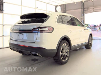 2022 Lincoln Nautilus Reserve – miniatura 4
