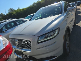 2022 Lincoln Nautilus Reserve – miniatura 19
