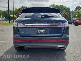 2022 Lincoln Nautilus Reserve - miniatura 4