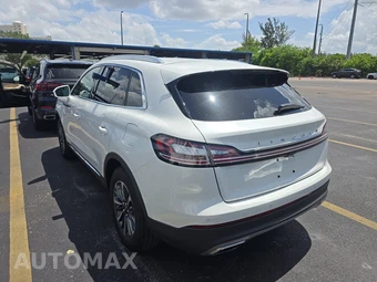 2022 Lincoln Nautilus Standard – miniatura 6