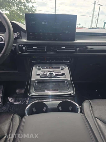2022 Lincoln Nautilus Standard - miniatura 7