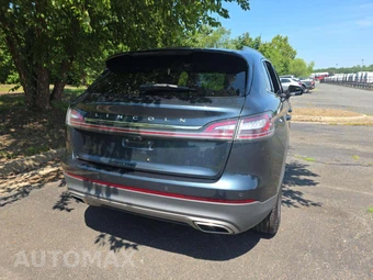 2022 Lincoln Nautilus Standard - miniatura 3