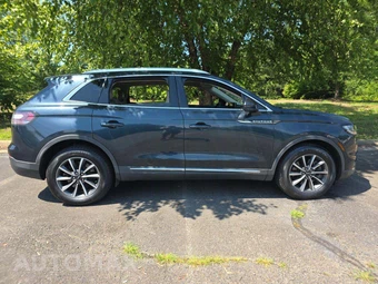 2022 Lincoln Nautilus Standard - miniatura 4
