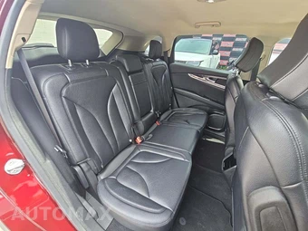 2022 Lincoln Nautilus Standard - miniatura 16