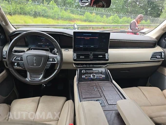 2022 Lincoln Navigator L Reserve – miniatura 11