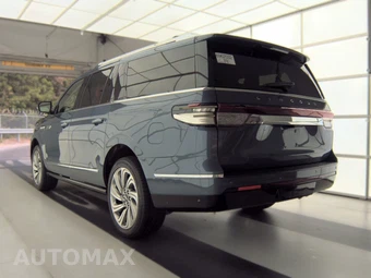 2022 Lincoln Navigator L Reserve – miniatura 6