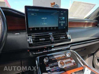 2022 Lincoln Navigator L Reserve – miniatura 10
