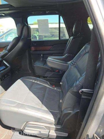 2022 Lincoln Navigator L Reserve – miniatura 13