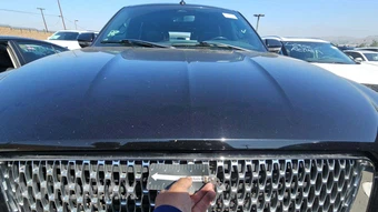 2022 Lincoln Navigator L Standard – miniatura 32