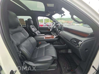 2022 Lincoln Navigator Reserve - miniatura 19