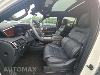 2022 Lincoln Navigator Reserve - miniatura 6