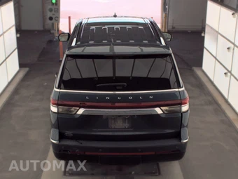 2022 Lincoln Navigator Reserve – miniatura 6