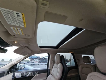 2022 Lincoln Navigator Reserve – miniatura 18