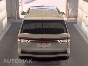 2022 Lincoln Navigator Reserve – miniatura 5