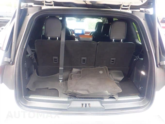 2022 Lincoln Navigator Reserve – miniatura 16