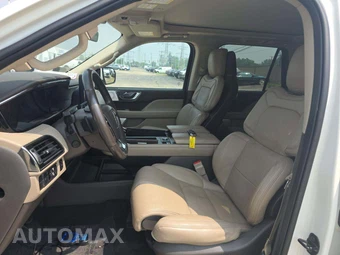 2022 Lincoln Navigator Reserve – miniatura 3