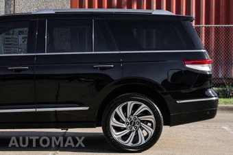 2022 Lincoln Navigator Standard - miniatura 18