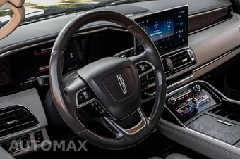 2022 Lincoln Navigator Standard - miniatura 22