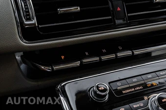 2022 Lincoln Navigator Standard - miniatura 33