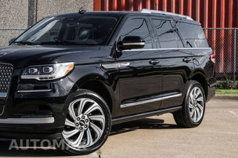 2022 Lincoln Navigator Standard - miniatura 7