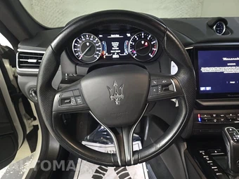 2022 Maserati Ghibli Modena Q4 – miniatura 10