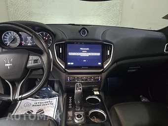 2022 Maserati Ghibli Modena Q4 – miniatura 11