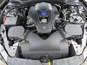 2022 Maserati Ghibli Modena Q4 – miniatura 15
