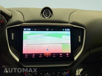 2022 Maserati Ghibli Modena Q4 - miniatura 10