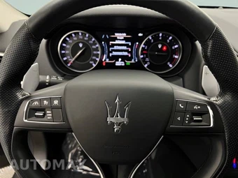 2022 Maserati Ghibli Modena Q4 - miniatura 16