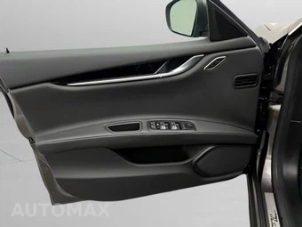 2022 Maserati Ghibli Modena Q4 - miniatura 20
