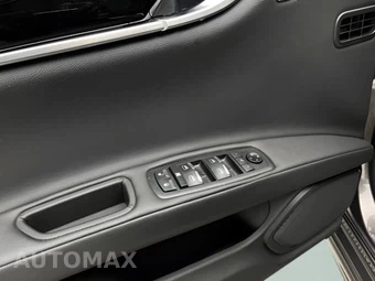 2022 Maserati Ghibli Modena Q4 - miniatura 21