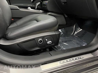 2022 Maserati Ghibli Modena Q4 - miniatura 25