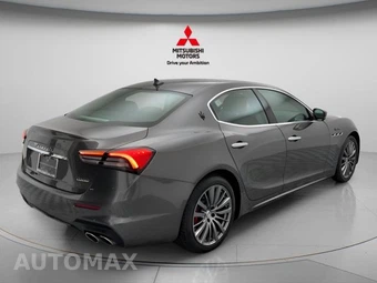 2022 Maserati Ghibli Modena Q4 - miniatura 3
