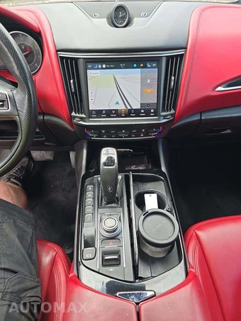 2022 Maserati Levante GT - miniatura 10