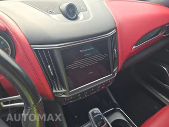 2022 Maserati Levante Modena S - miniatura 11