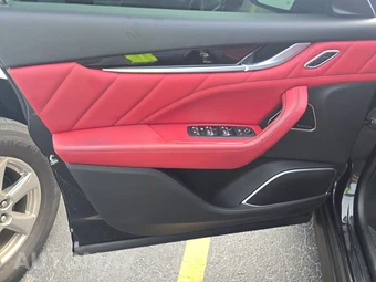 2022 Maserati Levante Modena S - miniatura 9