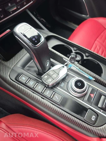 2022 Maserati Levante Modena S - miniatura 8