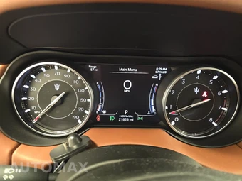 2022 Maserati Levante Modena – miniatura 12