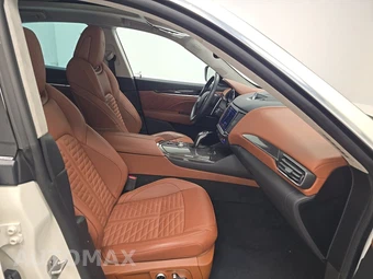 2022 Maserati Levante Modena – miniatura 8