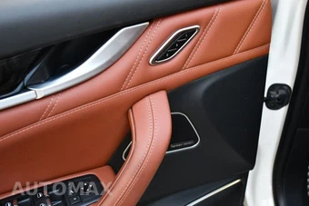 2022 Maserati Levante Modena - miniatura 13