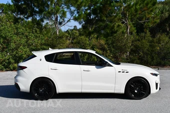 2022 Maserati Levante Modena - miniatura 39