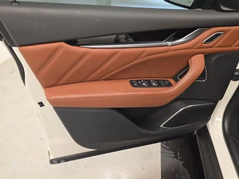 2022 Maserati Levante Modena – miniatura 9