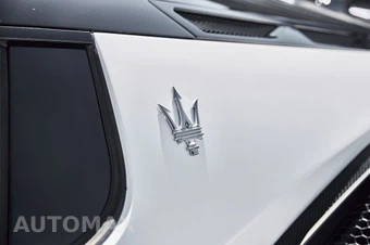 2022 Maserati MC20 - miniatura 14