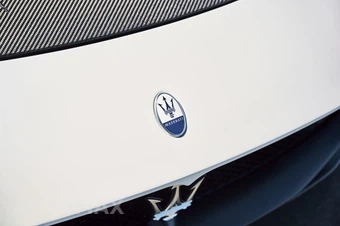 2022 Maserati MC20 - miniatura 8