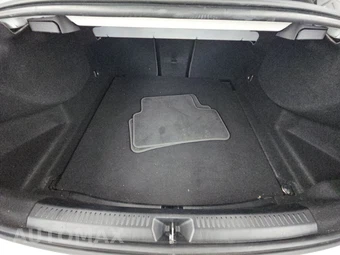 2022 Mercedes-Benz A 220 4MATIC - miniatura 23