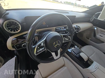 2022 Mercedes-Benz A 220 4MATIC - miniatura 10