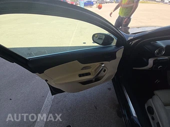 2022 Mercedes-Benz A 220 4MATIC - miniatura 9